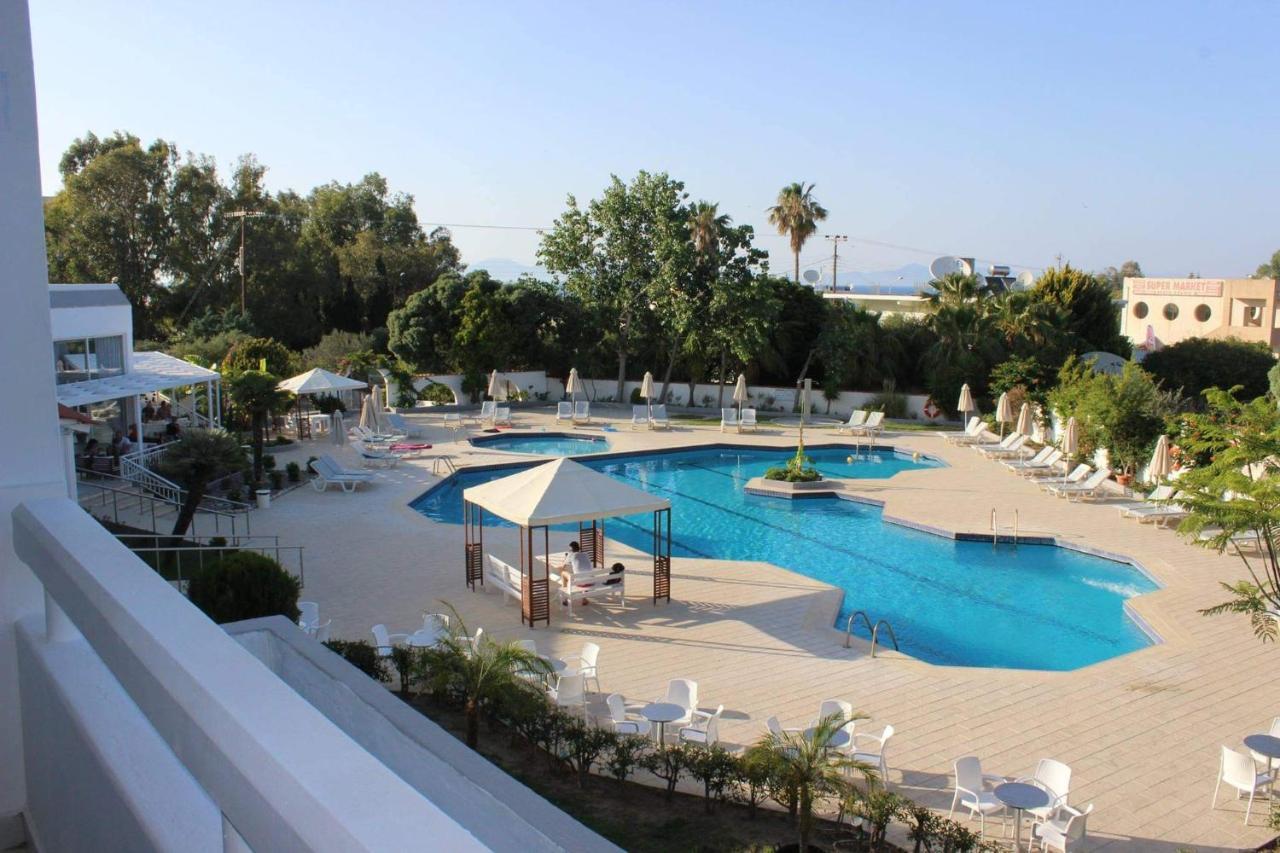 Happy Days Hotel, Adults Only Theologos  Exterior photo